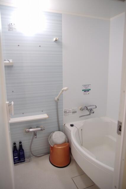 HOTEL ストーリー(台東区/ラブホテル)の写真『401号室　浴室』by マーケンワン