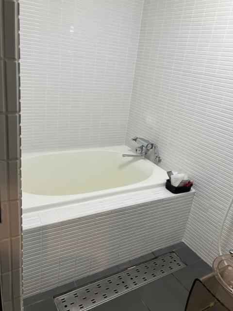 HOTEL CARAT(さいたま市大宮区/ラブホテル)の写真『305号室 浴室（１）』by サトナカ