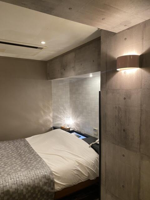 HOTEL CORE 池袋(豊島区/ラブホテル)の写真『405号室(左奥から手前)』by こねほ