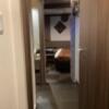 HOTEL Balibali ANNEX（バリバリアネックス）(品川区/ラブホテル)の写真『303号室 前室から見た室内』by ACB48