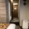 HOTEL Balibali ANNEX（バリバリアネックス）(品川区/ラブホテル)の写真『303号室 ソファから前室方向を見た室内』by ACB48