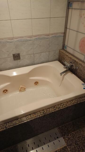 HOTEL TIFFARD（ティファード）(新宿区/ラブホテル)の写真『307号室、風呂桶。2人は余裕です』by ビデ三郎