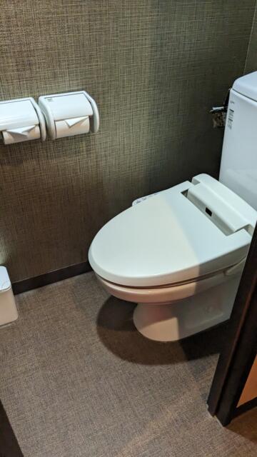 ホテル ピュア・アジアン(墨田区/ラブホテル)の写真『402号室、トイレ』by 爽やかエロリーマン