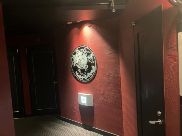 HOTEL CORE 池袋(豊島区/ラブホテル)の写真『5階　廊下の雰囲気』by hireidenton