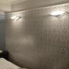 HOTEL CORE 池袋(豊島区/ラブホテル)の写真『506号室　壁と照明』by hireidenton