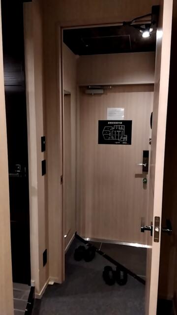 FABULOUS(ファビュラス)(立川市/ラブホテル)の写真『503号室（玄関。入って右に洗面等）』by ＪＷ