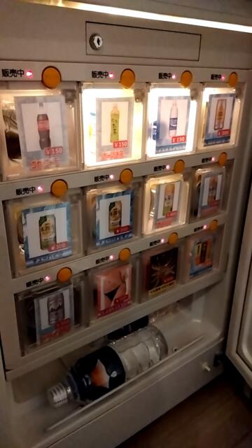 FABULOUS(ファビュラス)(立川市/ラブホテル)の写真『503号室（販売冷蔵庫。無料水２本）』by ＪＷ