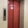 愛麒麟（アイキリン）(大阪市/ラブホテル)の写真『なかなか年季の入ったエレベーターです。』by PINK SCORPION