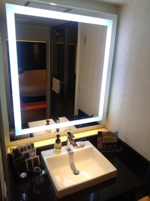 HOTEL COSSTA RESORT（コスタリゾート）(さいたま市北区/ラブホテル)の写真『211号室　洗面台3』by beat takeshi