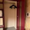 HOTEL L&L（エルアンドエル）(札幌市中央区/ラブホテル)の写真『203号室（10）クローゼット』by サトナカ