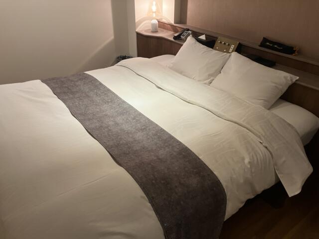 BAMBOO GARDEN 相模原(相模原市/ラブホテル)の写真『317号室　ベッド』by KAMUY