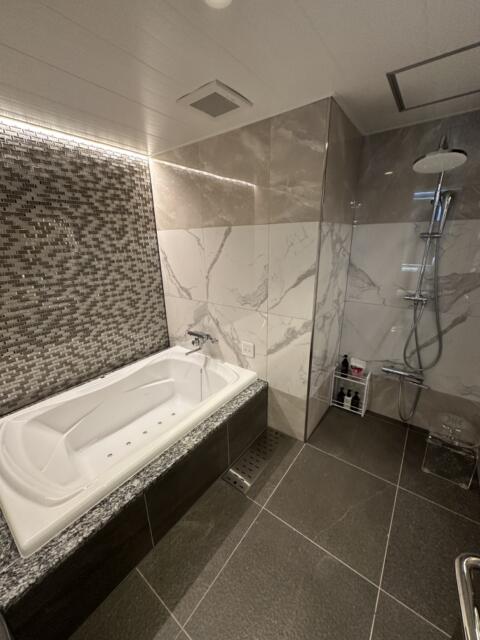HOTEL P’s resort(豊島区/ラブホテル)の写真『901号室の浴室』by miffy.GTI