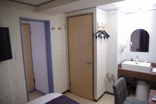ホテルたかしま(荒川区/ラブホテル)の写真『201号室　奥からの景色』by マーケンワン