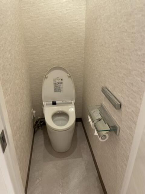 HEART HOTEL(渋谷区/ラブホテル)の写真『307号室　トイレ』by エロの軍師