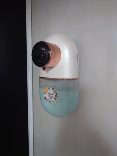 AKARENGA HOUSE（レンタルルーム）(荒川区/ラブホテル)の写真『302号室シャワールームのボディソープ（非接触型で手をかざすと自動で出てきます）』by そこそこの人生