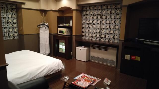 WILL加平(かへい)(足立区/ラブホテル)の写真『211号室－ベッドルーム全景』by _Yama