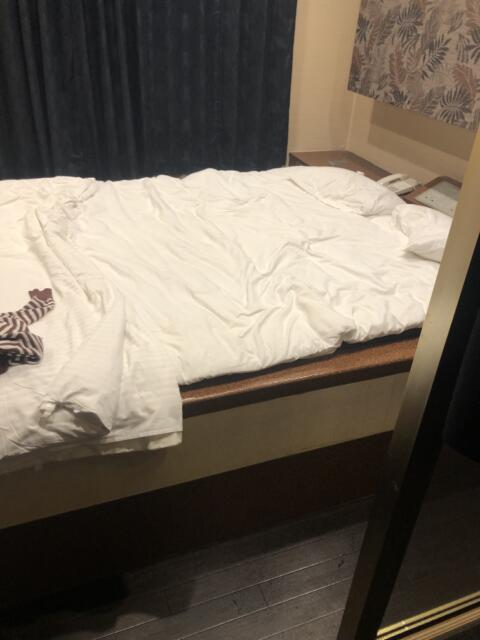 HOTEL REXIO（レクシオ）(大阪市/ラブホテル)の写真『308号室のベッド』by カサノヴァTソプラノ
