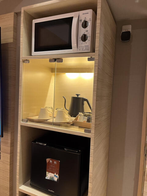 ロータス 渋谷(渋谷区/ラブホテル)の写真『603号室　電子レンジ＆冷蔵庫2種』by INA69