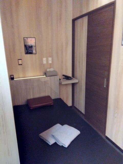 ホテルシャリル吉祥寺(武蔵野市/ラブホテル)の写真『303号室（ベット横にトイレ）』by ＪＷ