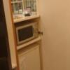 HOTEL RAY FIELD(墨田区/ラブホテル)の写真『402号室、アメニティBOX。下の冷蔵庫はドリンク設置』by ビデ三郎