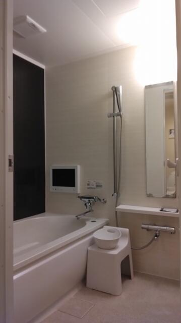 HOTEL ROY（ロイ）(横浜市南区/ラブホテル)の写真『501号室　バスルーム』by _Yama