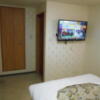 ニューポート(立川市/ラブホテル)の写真『201号室、部屋奥から入り口方向』by もんが～