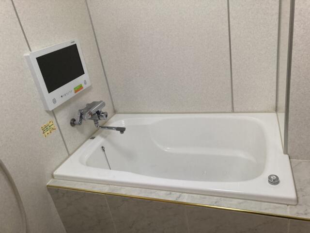 心の鍵(静岡市清水区/ラブホテル)の写真『209号室　浴槽』by まさおJリーグカレーよ