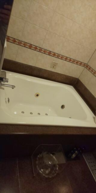 ホテル J-MEX(ジェイメックス)(新宿区/ラブホテル)の写真『302号室の浴室、湯船が大きく２人でも余裕で入れ、女の子もニコニコです』by ヒロくん!