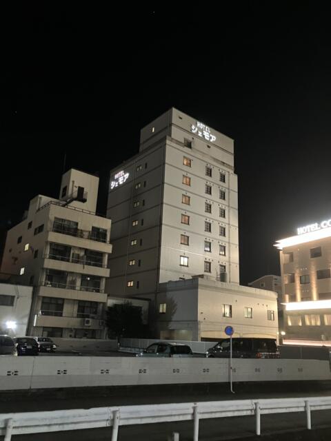 ホテル シェモア(熊本市/ラブホテル)の写真『夜の外観①』by hireidenton