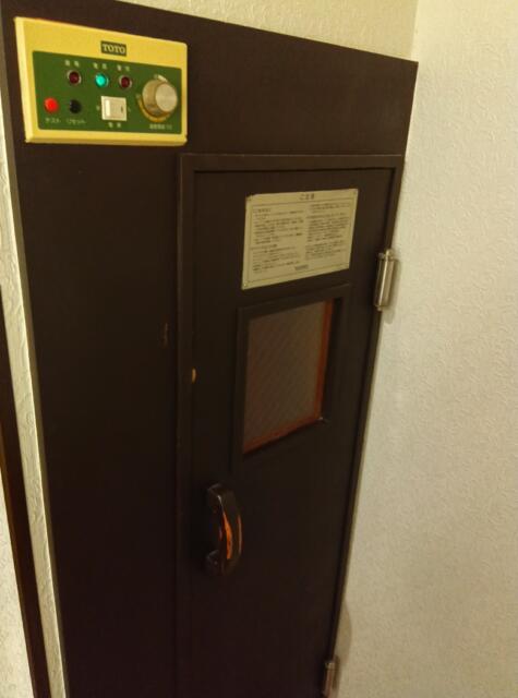 HOTEL 555(伊豆の国市/ラブホテル)の写真『104号室、乾式ｻｳﾅです。(24,1)』by キジ