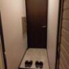 HOTEL 555(伊豆の国市/ラブホテル)の写真『104号室、玄関入ったところ。(24,1)』by キジ