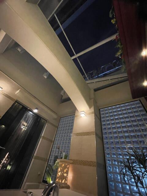 ホテル FORSION(フォーション)(新宿区/ラブホテル)の写真『702号室　露天風呂　空が抜けてます』by ぴろりん