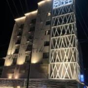 銀橋別荘(熊本市/ラブホテル)の写真『夜の外観①』by hireidenton