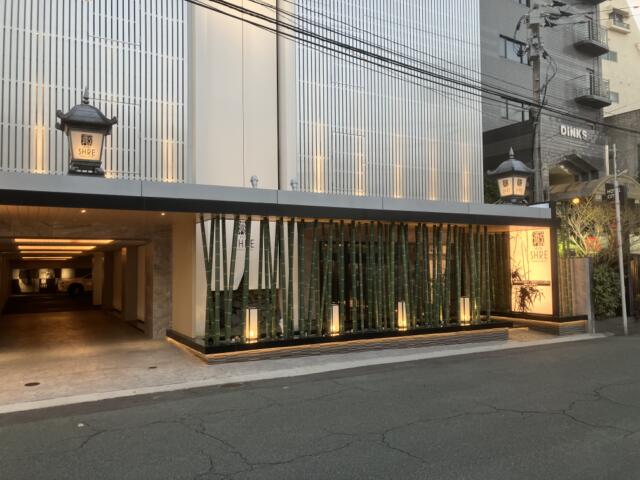HOTEL SHRE（シャレ）(熊本市/ラブホテル)の写真『出入口』by hireidenton