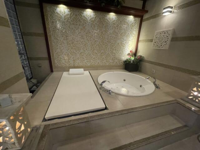 ホテル FORSION(フォーション)(新宿区/ラブホテル)の写真『702号室　露天風呂　マットもあります』by ぴろりん