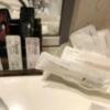 HOTEL アムール(台東区/ラブホテル)の写真『205号室　ブラシ・ヘアゴム・歯ブラシ』by みこすりはん