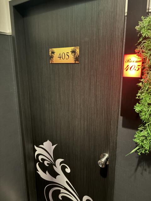 池袋グランドホテル(豊島区/ラブホテル)の写真『405号室　玄関ドア』by たんげ8008