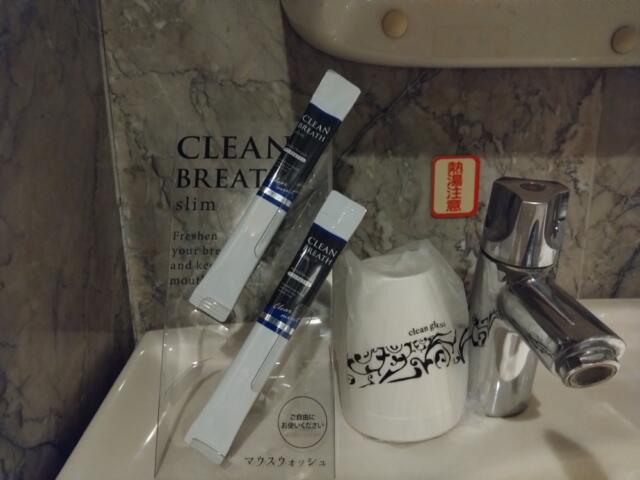 HOTEL K Omiya(さいたま市大宮区/ラブホテル)の写真『307号室　洗面設備うがい薬など』by beat takeshi