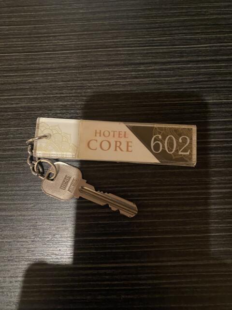 HOTEL CORE 池袋(豊島区/ラブホテル)の写真『602号室(ルームキー)』by こねほ