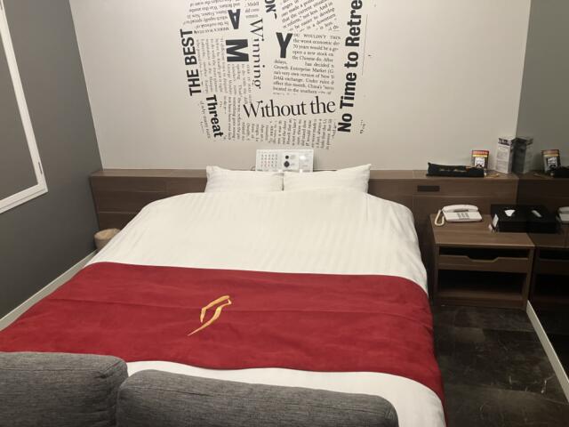 ホテル ボニータ相模原(相模原市/ラブホテル)の写真『212号室　ベッド』by KAMUY