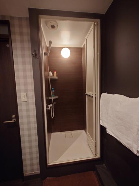 レンタルルーム 海の幸(荒川区/ラブホテル)の写真『１号室シャワールーム』by そこそこの人生