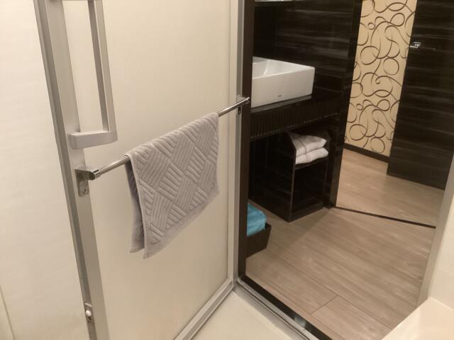 HOTEL ZERO2(渋谷区/ラブホテル)の写真『204号室 浴室』by ACB48