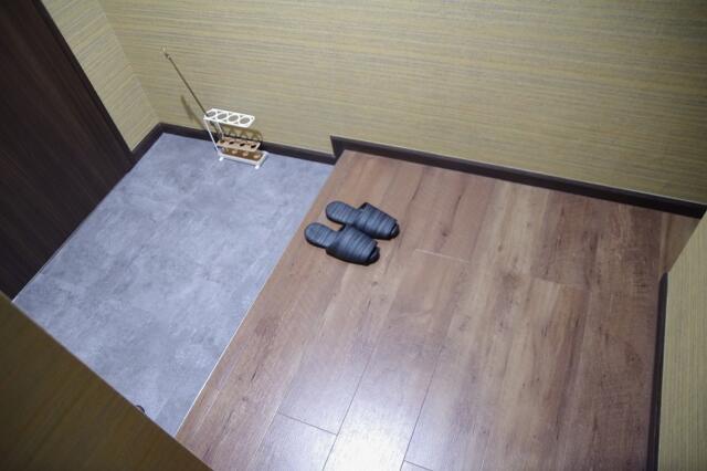 HOTEL BaliBali 松戸(松戸市/ラブホテル)の写真『401号室　玄関スペース』by マーケンワン