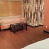 ホテル ルポ(墨田区/ラブホテル)の写真『201号室 ベッド周辺（２）』by 午前３時のティッシュタイム