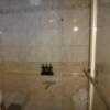 FASHION 2001 HOTEL(横浜市南区/ラブホテル)の写真『305号室 洗い場は広い ドア・壁はガラス張り』by Plumper