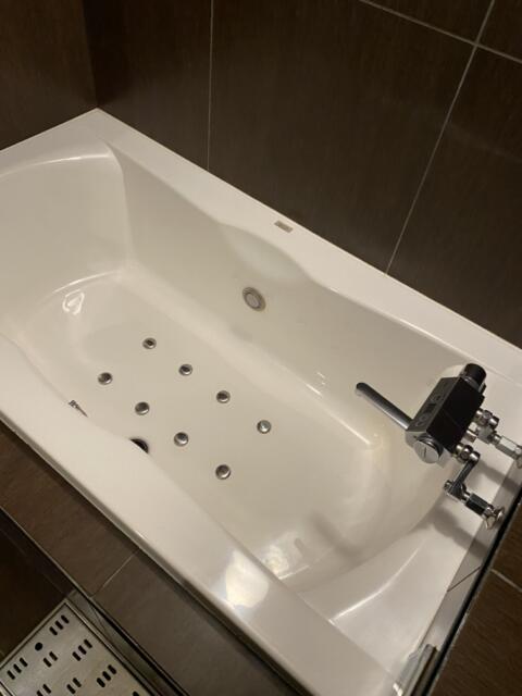 HOTEL CORE 池袋(豊島区/ラブホテル)の写真『603号室(浴室浴槽)』by こねほ