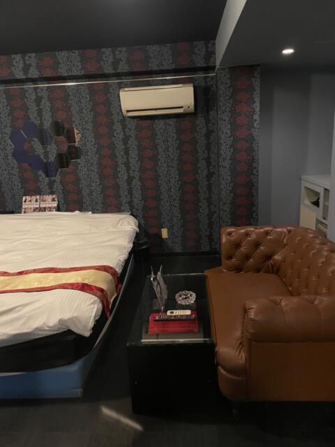 フォーラム(新宿区/ラブホテル)の写真『303号室、ソファにベッド』by 都まんじゅう