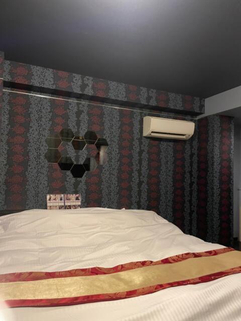 フォーラム(新宿区/ラブホテル)の写真『303号室、ベッド』by 都まんじゅう