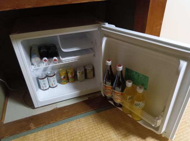 ホテル 松月(新宿区/ラブホテル)の写真『405号室、旅館の冷蔵庫のソレ。(24,3)』by キジ