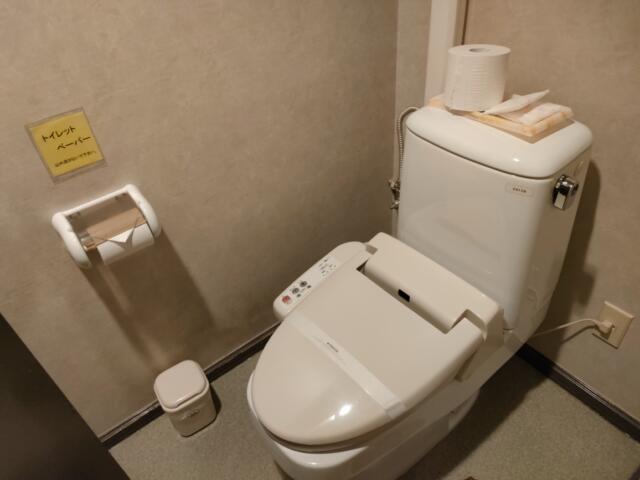 HOTEL CRX（クルクス）(札幌市中央区/ラブホテル)の写真『803　温水洗浄便座』by ゆかるん